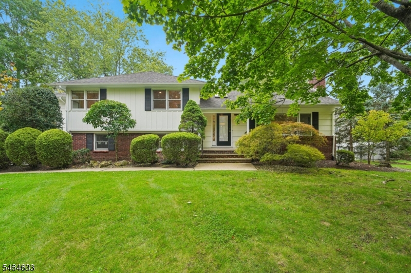 91 Ridge Drive Livingston NJ 07039
