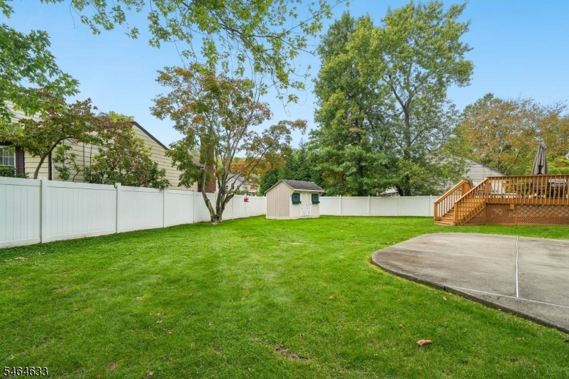 91 Ridge Drive Livingston NJ 07039