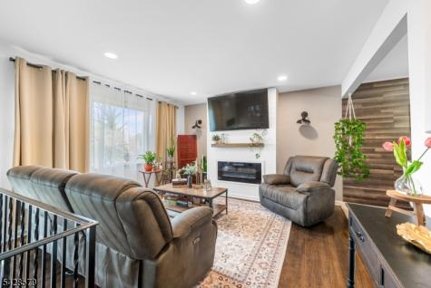 40 Musconetcong Avenue Hopatcong NJ 07843