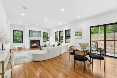 170 Johnston Drive Extension Watchung NJ 07069
