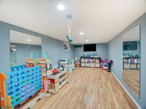 210 Pershing Avenue Roselle Park NJ 07204