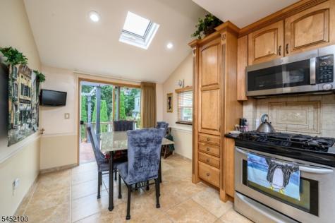 147 Claremont Avenue Verona NJ 07044