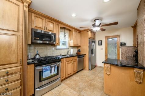 147 Claremont Avenue Verona NJ 07044