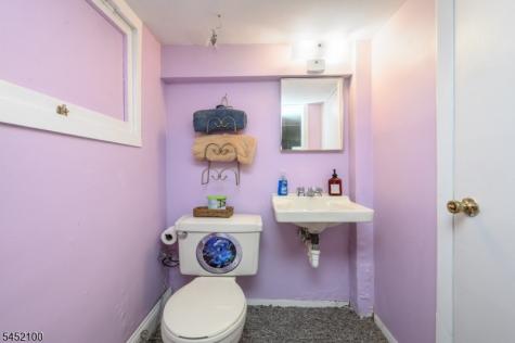 147 Claremont Avenue Verona NJ 07044