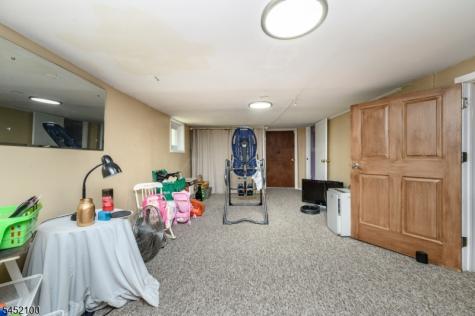 147 Claremont Avenue Verona NJ 07044