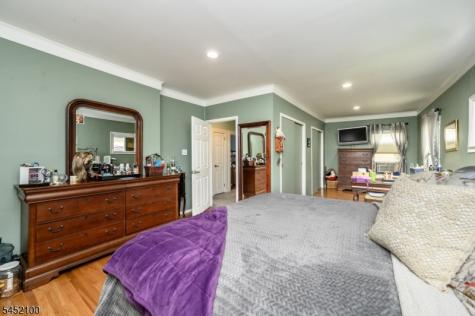 147 Claremont Avenue Verona NJ 07044