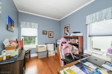 147 Claremont Avenue Verona NJ 07044
