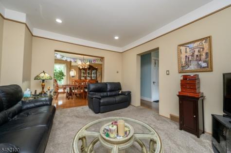 147 Claremont Avenue Verona NJ 07044