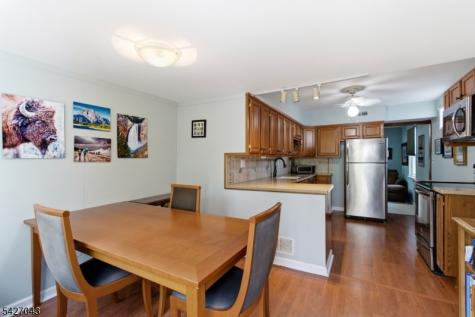 32 Hibernia Road Rockaway NJ 07866