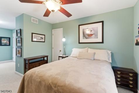 32 Hibernia Road Rockaway NJ 07866