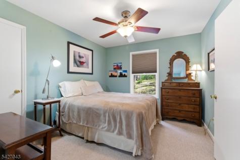 32 Hibernia Road Rockaway NJ 07866