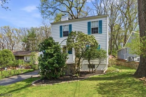 32 Hibernia Road Rockaway NJ 07866