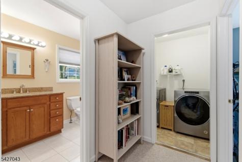 32 Hibernia Road Rockaway NJ 07866