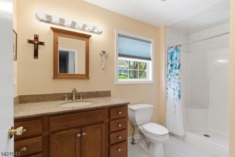 32 Hibernia Road Rockaway NJ 07866