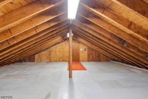 8 Bogert Road Montville NJ 07058