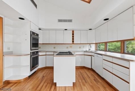 8 Bogert Road Montville NJ 07058
