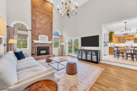 1 Berkshire Court Clinton NJ 08833