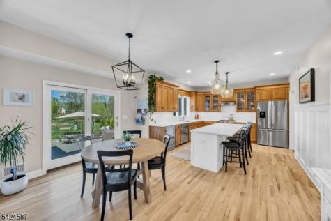 1 Berkshire Court Clinton NJ 08833