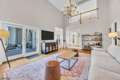 1 Berkshire Court Clinton NJ 08833