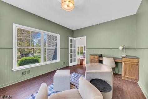 1 Berkshire Court Clinton NJ 08833