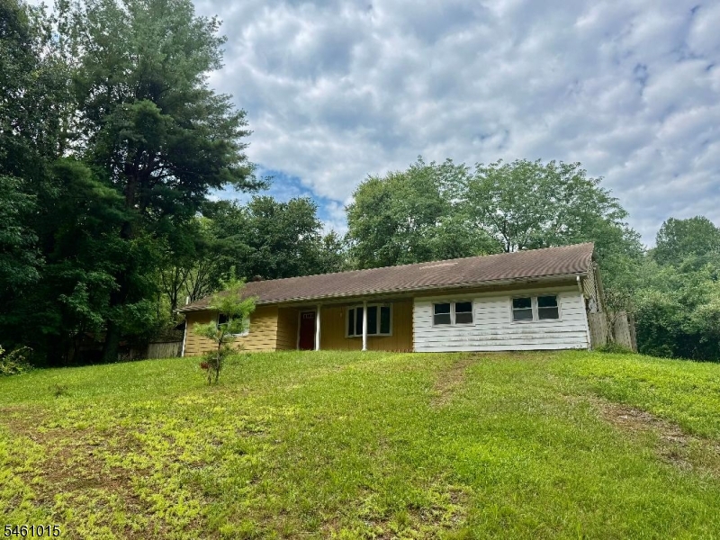 150 Karrville Road Mansfield NJ 07865