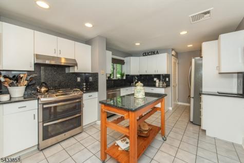 10 Irving Place Nutley NJ 07110