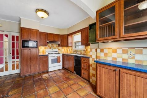 122 Holland Road South Orange Village NJ 07079