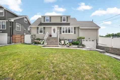 1241 Gurd Avenue Hillside NJ 07205