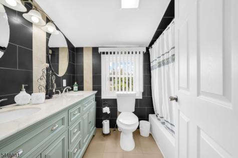 1241 Gurd Avenue Hillside NJ 07205