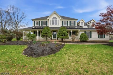 44 Roanoke Road Montgomery NJ 08502