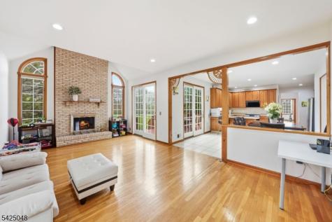 44 Roanoke Road Montgomery NJ 08502