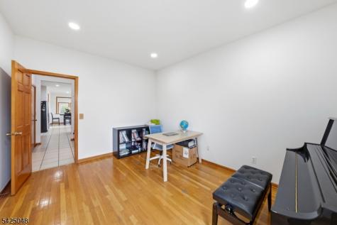 44 Roanoke Road Montgomery NJ 08502