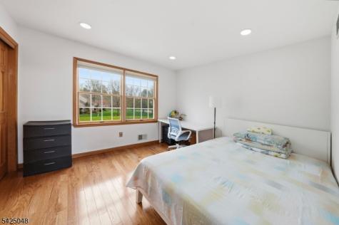44 Roanoke Road Montgomery NJ 08502