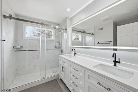 44 Roanoke Road Montgomery NJ 08502