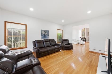 44 Roanoke Road Montgomery NJ 08502