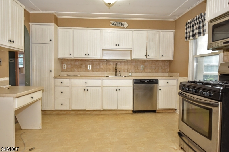 25 Stanley Court North Haledon NJ 07508