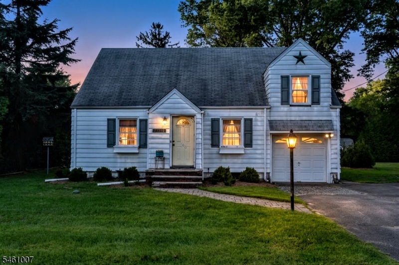 25 Stanley Court North Haledon NJ 07508