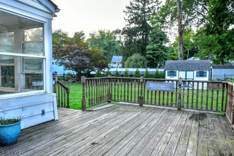 25 Stanley Court North Haledon NJ 07508