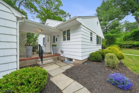25 Grove Street Caldwell Boro NJ 07006