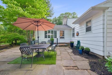 25 Grove Street Caldwell Boro NJ 07006