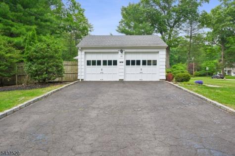 25 Grove Street Caldwell Boro NJ 07006
