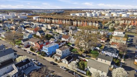 4 Jeanette Street Carteret NJ 07008