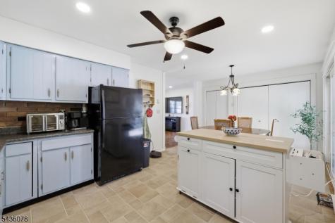 23 Marudy Drive Clinton NJ 08809
