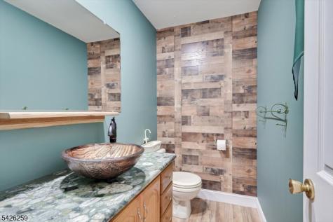 10 Wellington Avenue Woodbridge NJ 07064