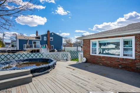10 Wellington Avenue Woodbridge NJ 07064