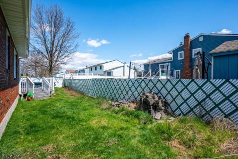 10 Wellington Avenue Woodbridge NJ 07064