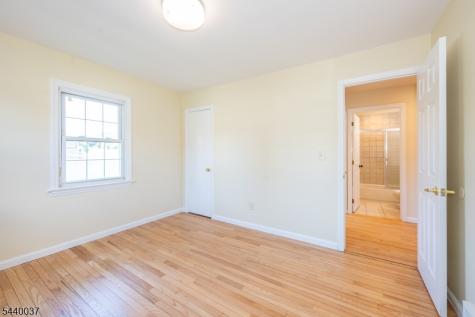 4 Van Duyne Avenue Riverdale NJ 07457