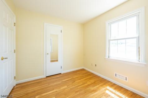 4 Van Duyne Avenue Riverdale NJ 07457