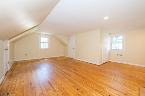 4 Van Duyne Avenue Riverdale NJ 07457