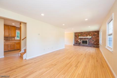 4 Van Duyne Avenue Riverdale NJ 07457